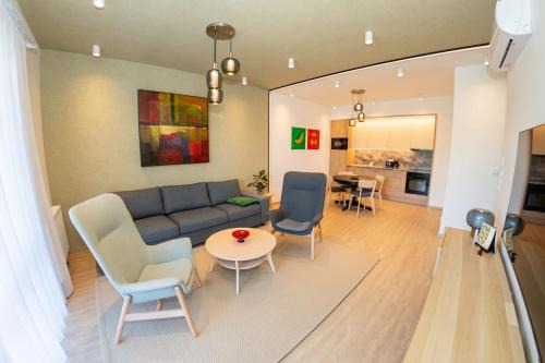 Debrecen Apartment | Great Forest Gallery