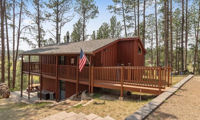 Deadwood Cabin | Great Location off Hwy 385, Secluded, Close to Pactola Reservoir, WIFI