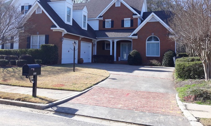 Martinez House | Great Masters rental!!