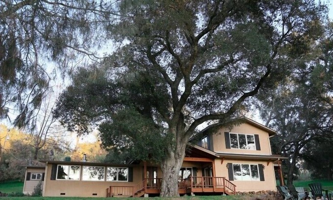 San Luis Obispo Other | GREAT OAK HOUSE: 300 Acre Ranch Getaway Seven Oaks Ranch