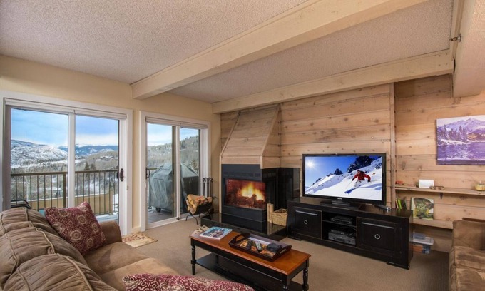 Snowmass Village Condo | Great Rates, Easy access, 2BR, 2BA, Condo with outstanding view. Pool &Hot Tub