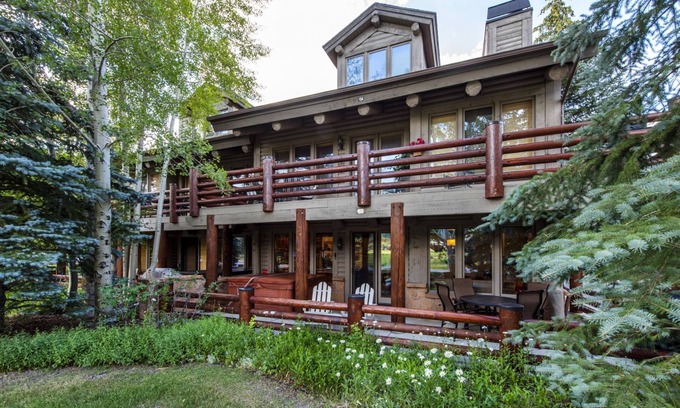 Deer Valley Condo | Great View of Deer Valley-Chaparral-2 BD/2BA-Beautifully Decorated-On Bus Route