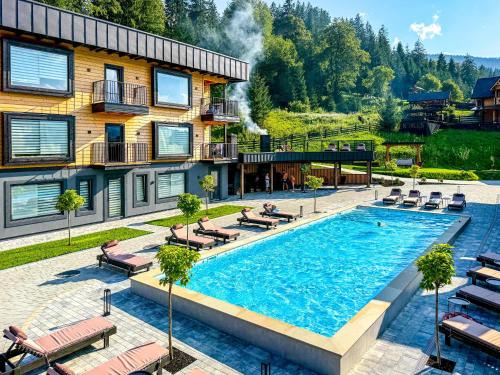 Snidavka Hotel | Green hills