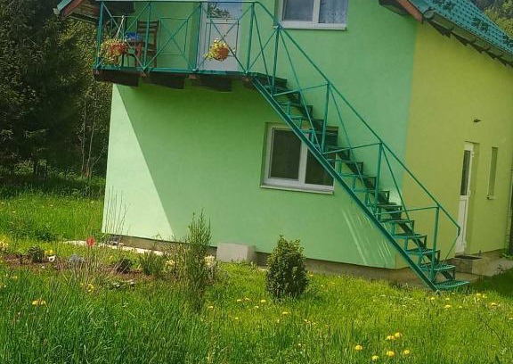 Mykulychyn Apartment | Green House 2 уч ФАЛЬЧІ ВУЛ ПЕРШОГО ТРАВНЯ БУД 5