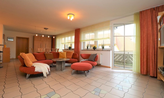 Ostseebad Wustrow Apartment | Große Ferienwohnung mit 2 Bäder, Balkon und Ostseeblick Direkt Hinter der Düne