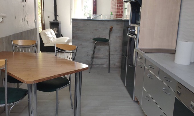Soulac-sur-Mer Apartment | Ground floor apartment in Soulac sur Mer 2.9km from the central beach.