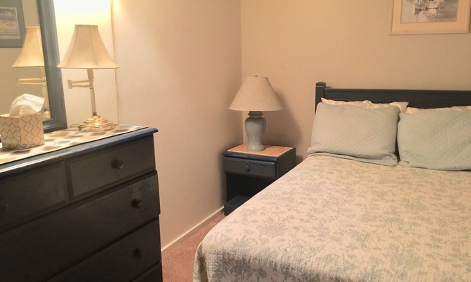 North End Apartment | Ground Floor Apartment 1 Block from Boardwalk & Beach