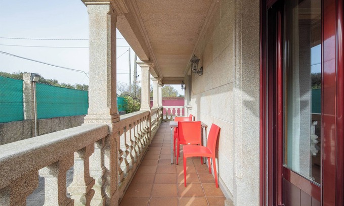 Cangas Apartment | Ground Floor Apartment with Shared Pool, Private Terrace and Wi-Fi