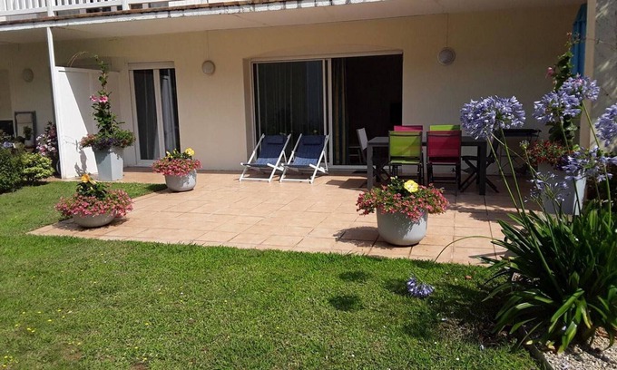 Capbreton Apartment | Ground Floor Apt with Private Garden & Boudigau View in Capbreton - 4 Guests