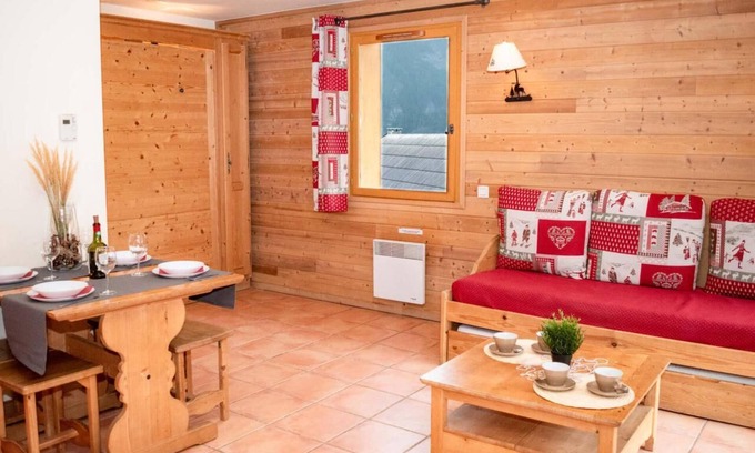 Pra Loup Apartment | Ground floor, balcony, parking, tv, ski locker, 32m², Pra Loup