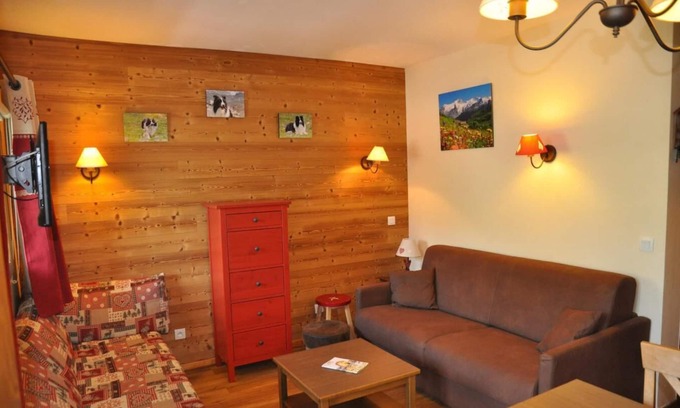 Valloire Apartment | Ground floor, balcony, parking, ski locker, 29m², Valloire