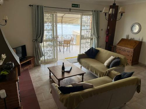 St. Paul's Bay Apartment | Groundfloor Apartment By The Sea, Fabulous Views