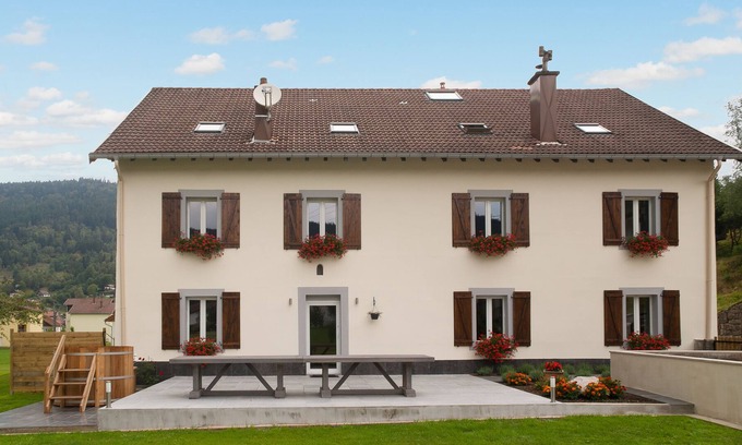 Ventron Cottage | Group accommodation near La Bresse. On the slopes, 20-41 people