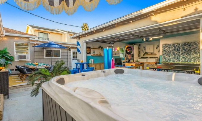 Talmadge House | Group Adventure Home Base w Games, Yard, EV Charge
