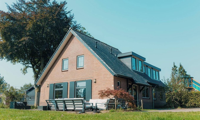 Voorthuizen Villa | Group farm for 20 people