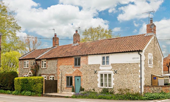 Roughton House | Grove Corner