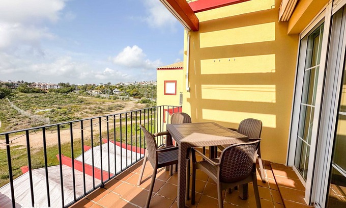 Costa Esuri Apartment | GUA001