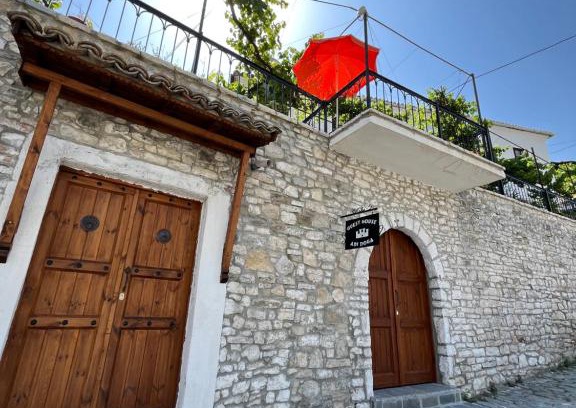 Berat House | Guest House Adi Doga