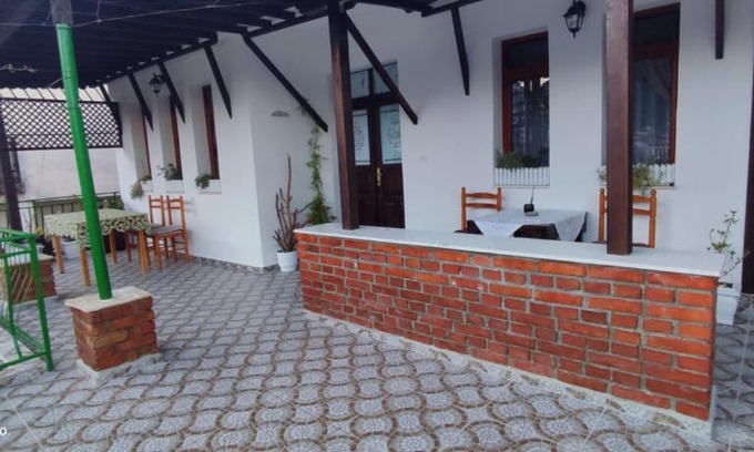 Berat House | Guest House Baba Lluka