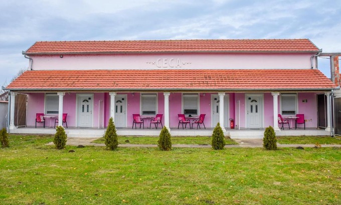 Becej House | Guest House Ceca