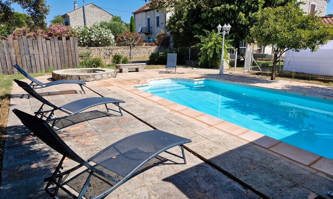 Ruoms House | Guest House - 'Nature D'Art' with Private Pool, Private Terrace and Wi-Fi