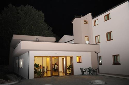 Medjugorje House | Guest House Ostojić