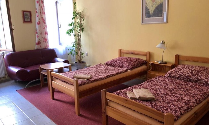 Chrudim House | Guest House U Náhonu