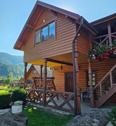 Tatariv House | Guesthouse Kolo Druziv
