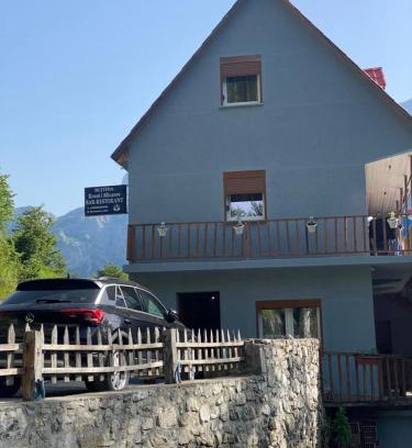 Shale House | Guesthouse Kroni I Micanit