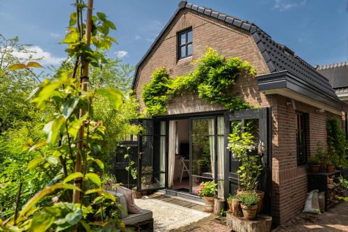 Prins Alexander House | Guesthouse Rotterdam, tinyhouse nearby Kralingen