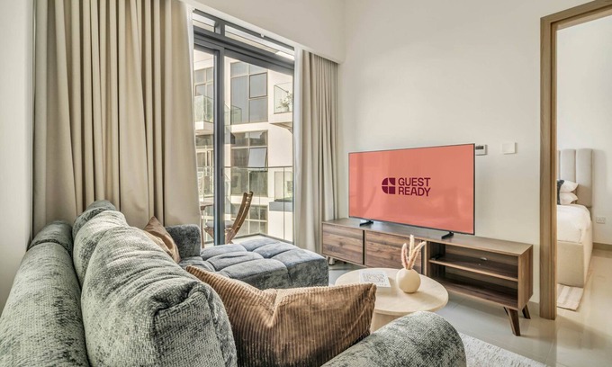 Nad Al Sheba Apartment | GuestReady - Contemporary retreat at Azizi Gardens