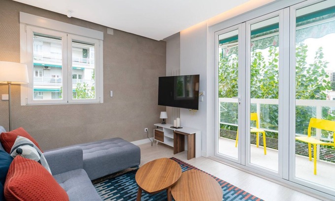 Lucero Apartment | GuestReady - Madrid Serenity next to Casa de Campo