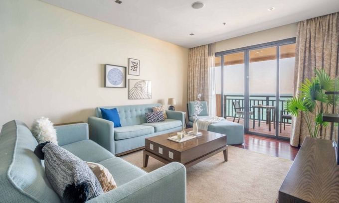 Palm Jumeirah Apartment | GuestReady - Posh Living with Burj Al Arab view
