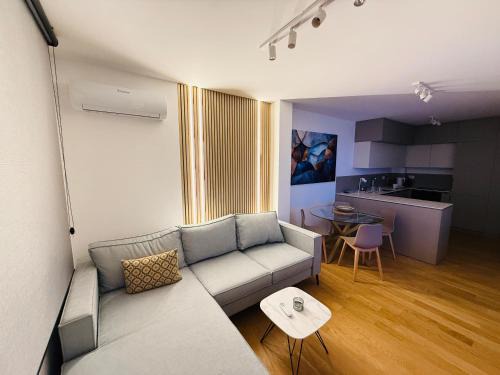 Zemun Apartment | GueZt Dobanovačka 93A