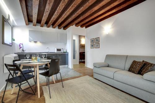 Cannaregio Apartment | Guglie Design Apartments