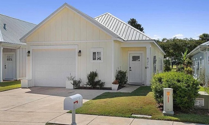 Foley House | Gulf Coast Sunshine Cottage
