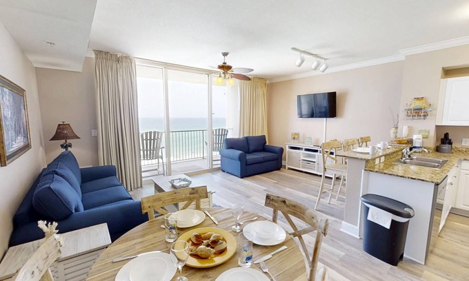 Panama City Beach Condo | Gulf Front Free Beach Service Free round of Golf & Activities Every Day