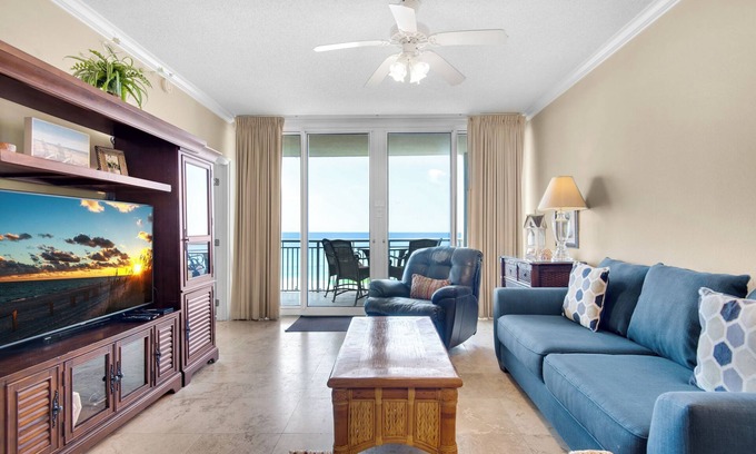 Navarre Beach Condo | ⭐Gulf Front with Fantastic Views-Awesome Amenities-2BR The Pearl⭐