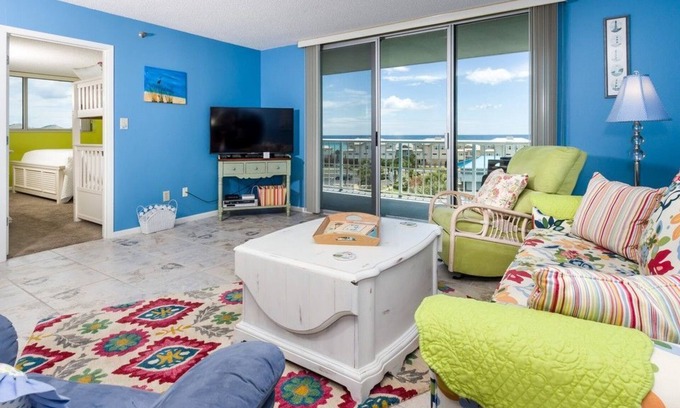 Pensacola Beach Condo | Gulf View Bliss 4th Story 5 𝓢𝓽𝓪𝓻 𝓡𝓮𝓿𝓲𝓮𝔀𝓼 & Beach is Across the Street