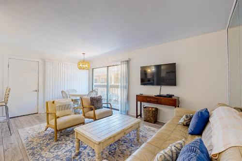 Gulf Shores Apartment | Gulf Village 108