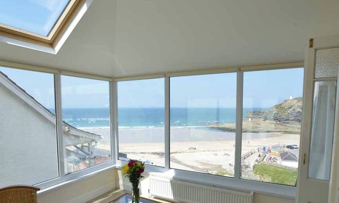 Portreath Cottage | Gulls Roost - Self Catering Portreath - Beautiful Sea Views