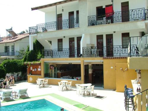 Kadnlar Denizi Mahallesi Apartment | Gultepe Apartments