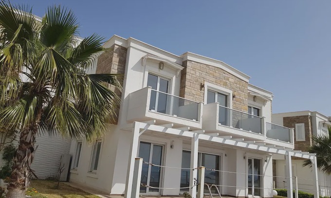 Koyunbaba Villa | Gumusluk Gravilla Project