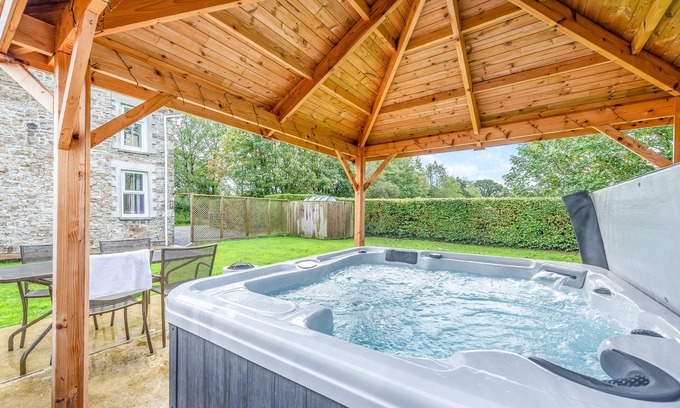 Rhydlewis House | Gwynnant House - Two Bedroom House, Sleeps 5