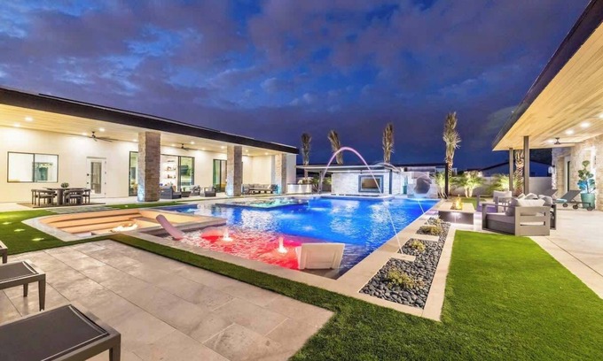 Paradise Valley Ranchos House | HÓZHÓ 19th Hole | Golf Sim | Pool | Pickleball