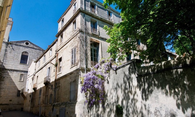 Montpellier City-Centre Apartment | Hôtel de Girard - Apartment "L'Ancienne cuisine