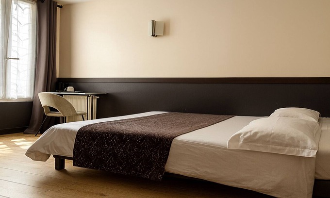 Maisons-Alfort Hotel | Hôtel des Bains