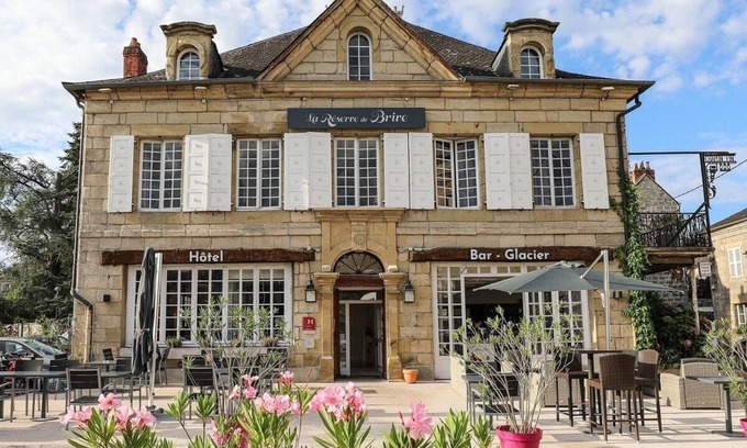 Brive-la-Gaillarde Hotel | Hôtel La Réserve de Brive