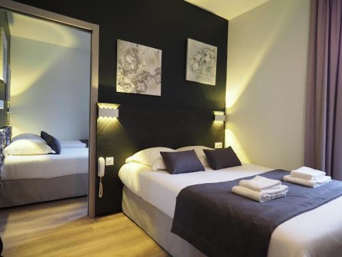 Cœur de Ville Hotel | Hôtel Le Biarritz - Vichy