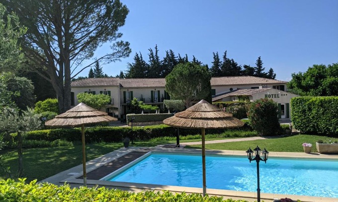 Vacqueyras Hotel | Hôtel Le Pradet